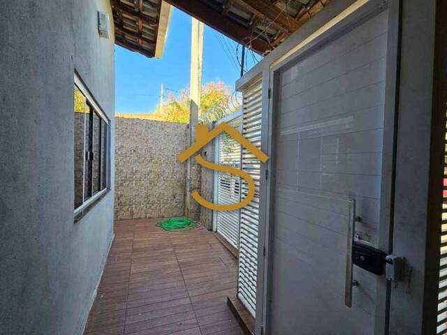 #8 - Casa para Venda em Garça - SP - 1