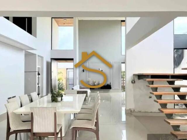 #16 - Casa para Venda em Marília - SP - 2